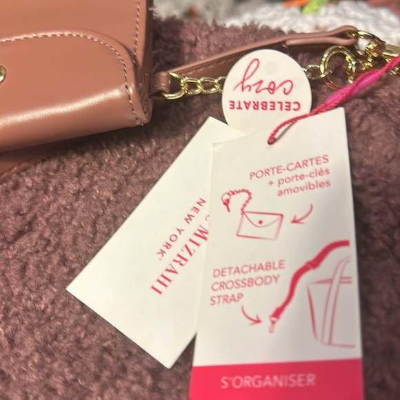 ISAAC MIZRAIHI New York, new with tags celebrate cozy days detachable Crossbody. - Picture 10 of 14